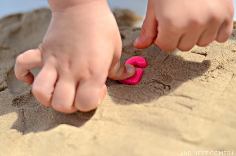 песочная терапия для детей, упражнения для детей с песком, упражнения для игр с песком, песочная терапия игры с песком, игра с песком практикум по песочной терапии